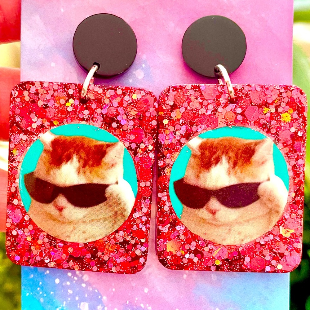 Adorable Cat Acrylic Dangle Earrings